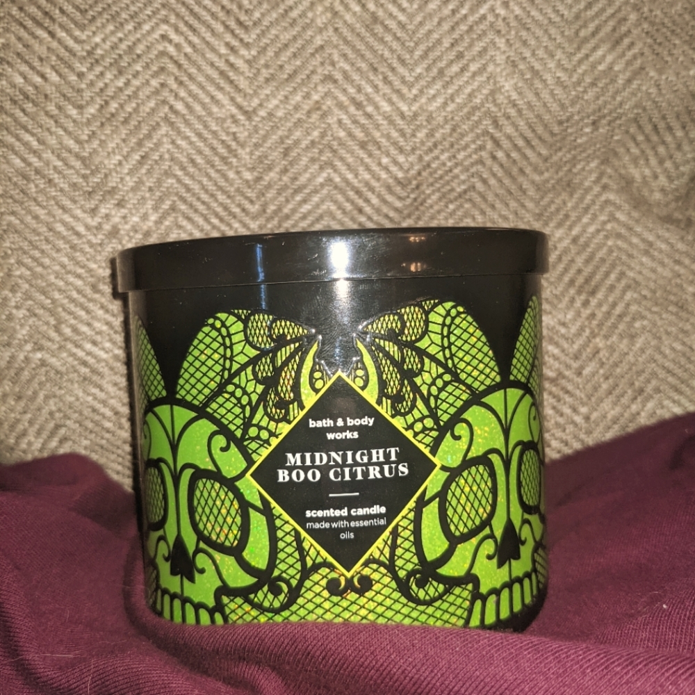 Midnight citrus boo Halloween candle